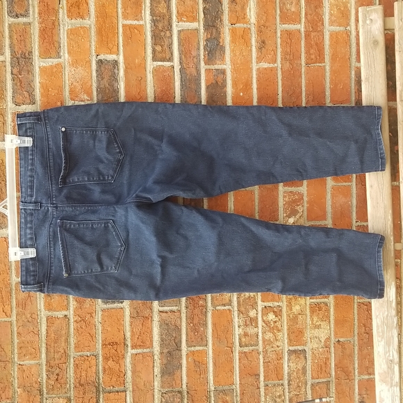 Gloria Vanderbilt  Women's Jean's  size 16 - Picture 5 of 7